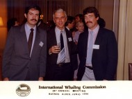 Junto a Hugo Castello durante la Reunión de la Comisión Ballenera celebrada en Buenos Aires. 1984.