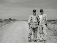 Junto a Flavio Quintana en un alto de la caminata que recorrió las costas del Golfo Nuevo. Diciembre, 2012.